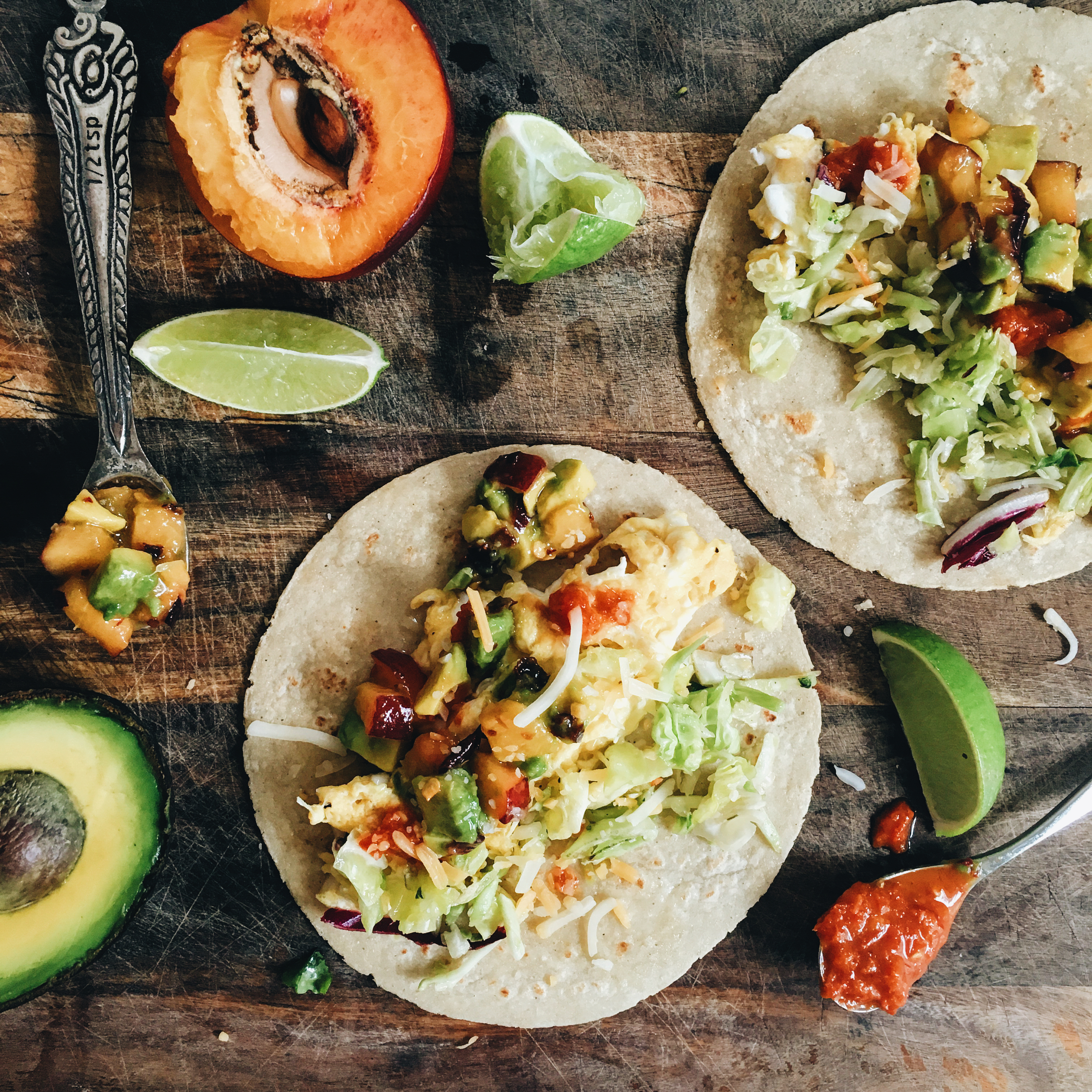 BREAKFAST TACOS WITH NECTARINE AND AVOCADO SALSA | The Healthy Hunter