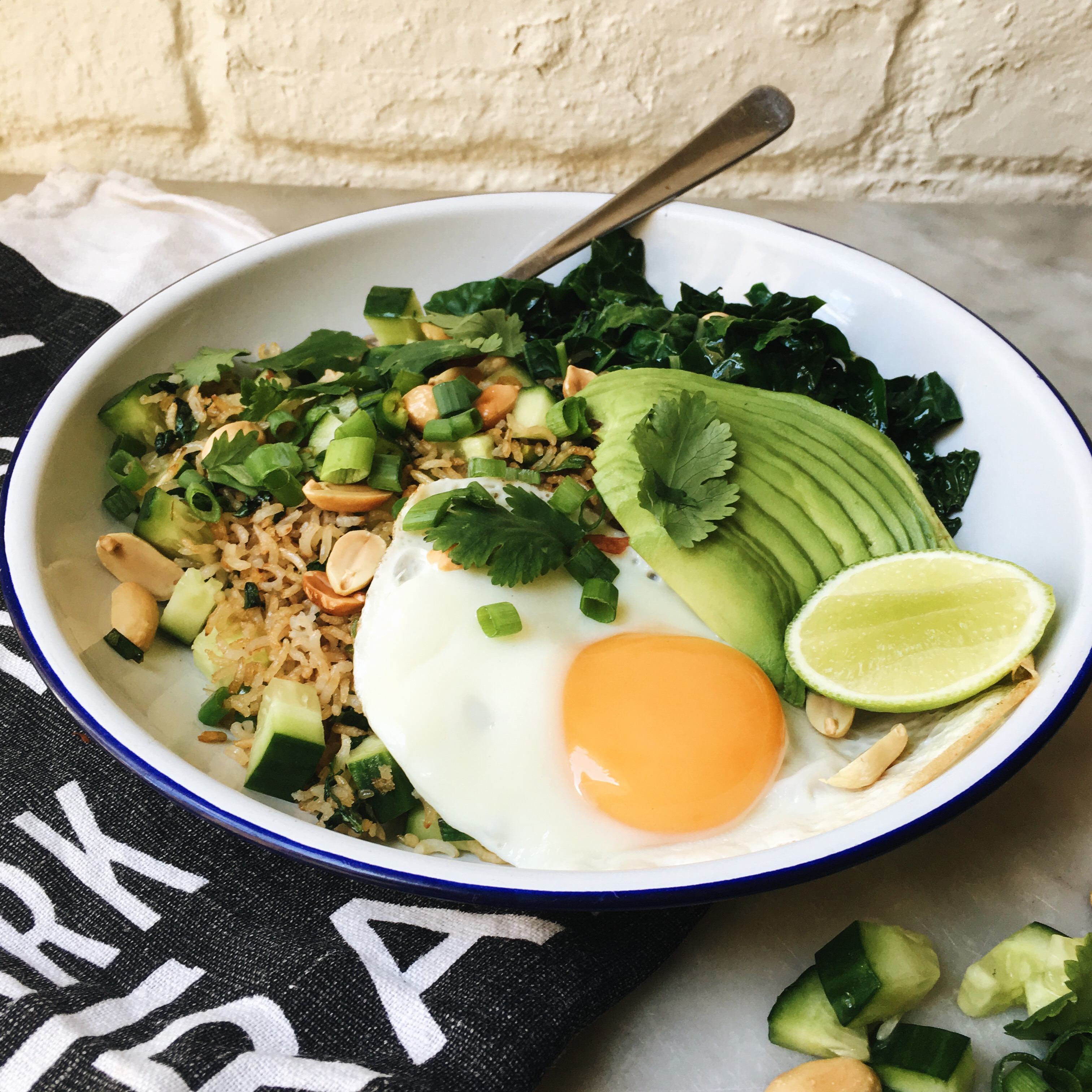 Crispy Rice Bowl With Green Vegetables | The Healthy Hunter