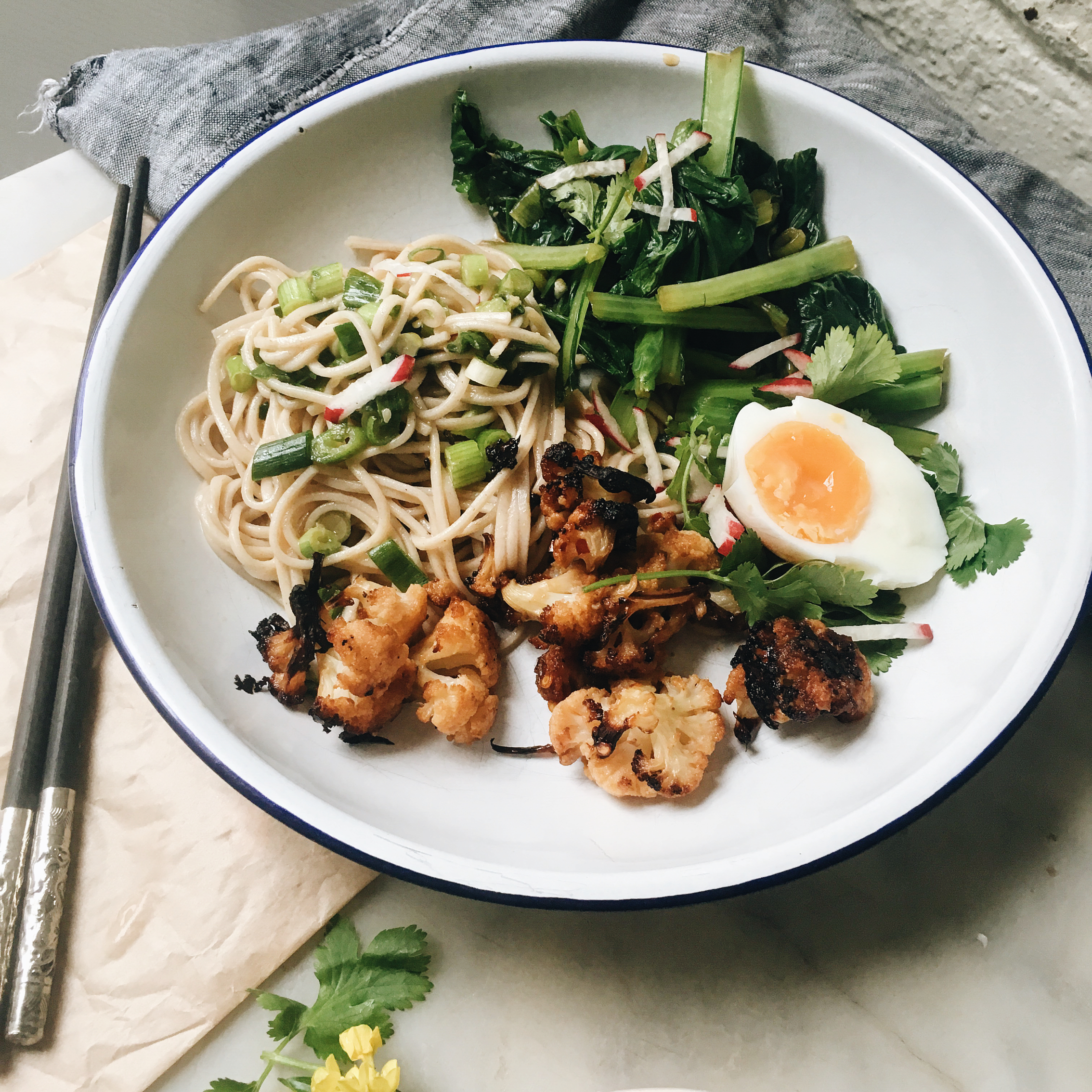 MISO NOODLES WITH ROASTED CAULIFLOWER | The Healthy Hunter