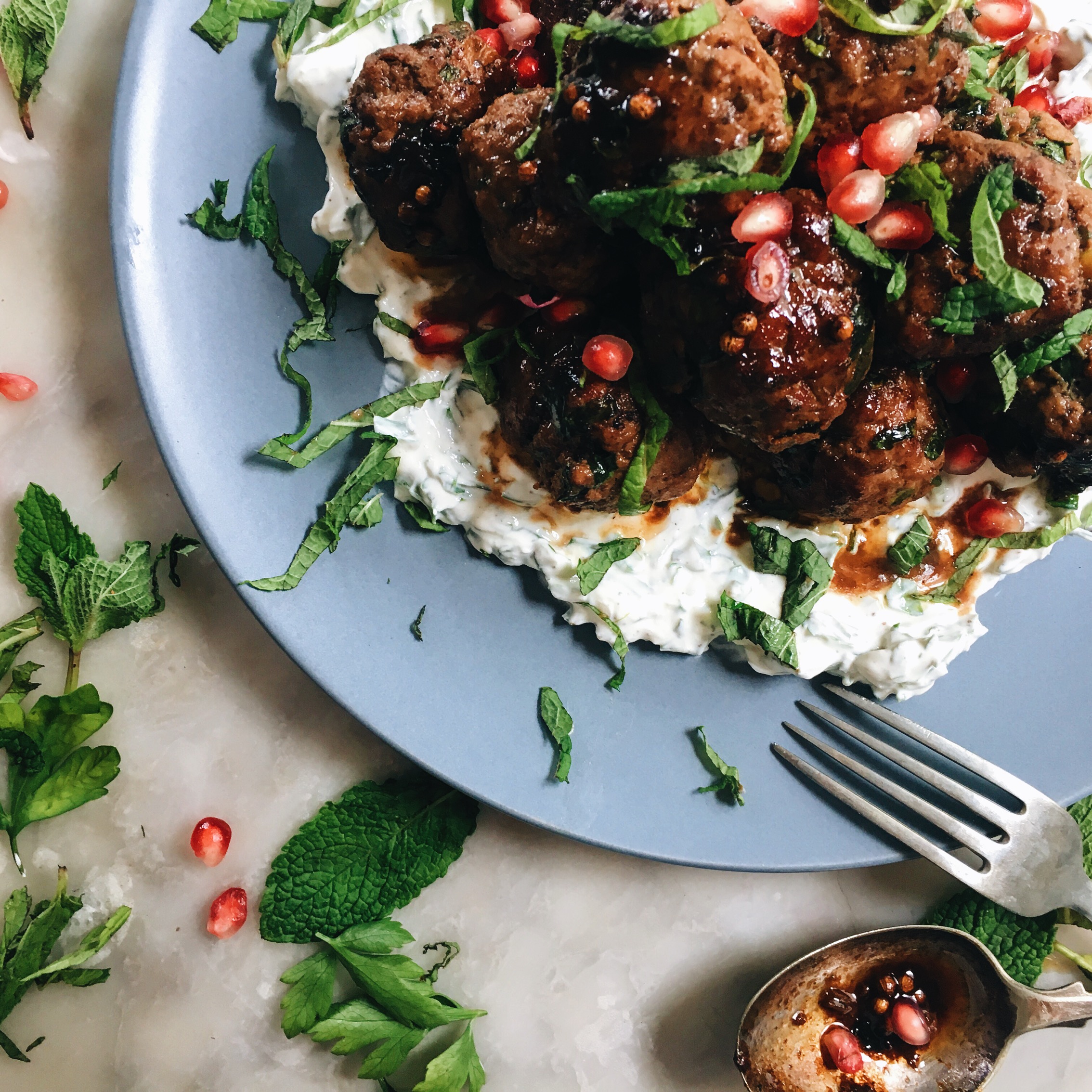 LAMB MEATBALLS WITH POMEGRANATE AND MINT ON HERBED YOGHURT SAUCE | The ...