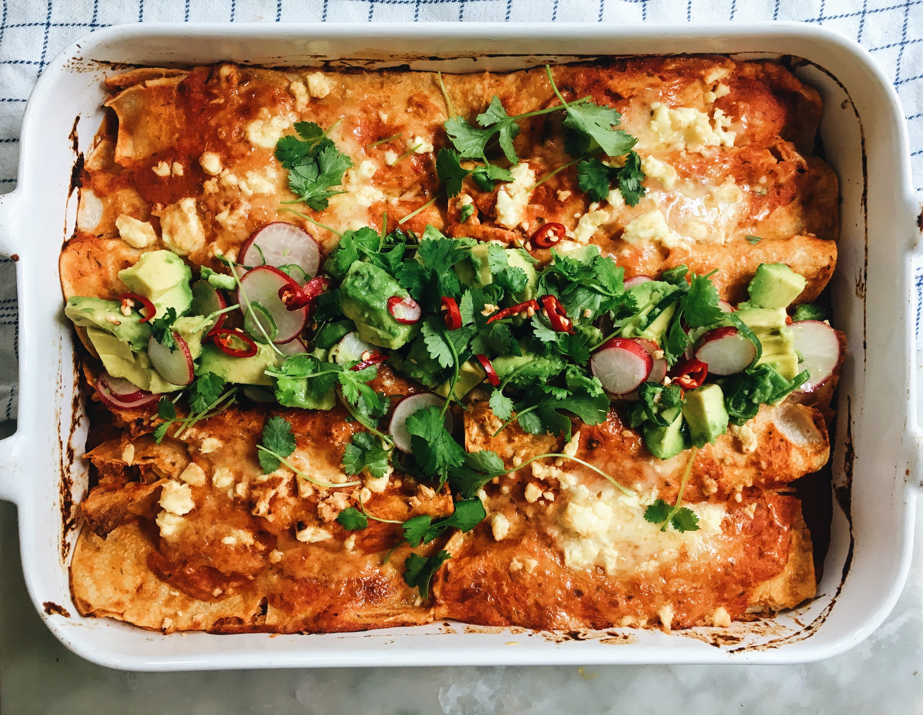 CHICKEN AND CORN ENCHILADAS WITH HOME MADE SAUCE | The Healthy Hunter