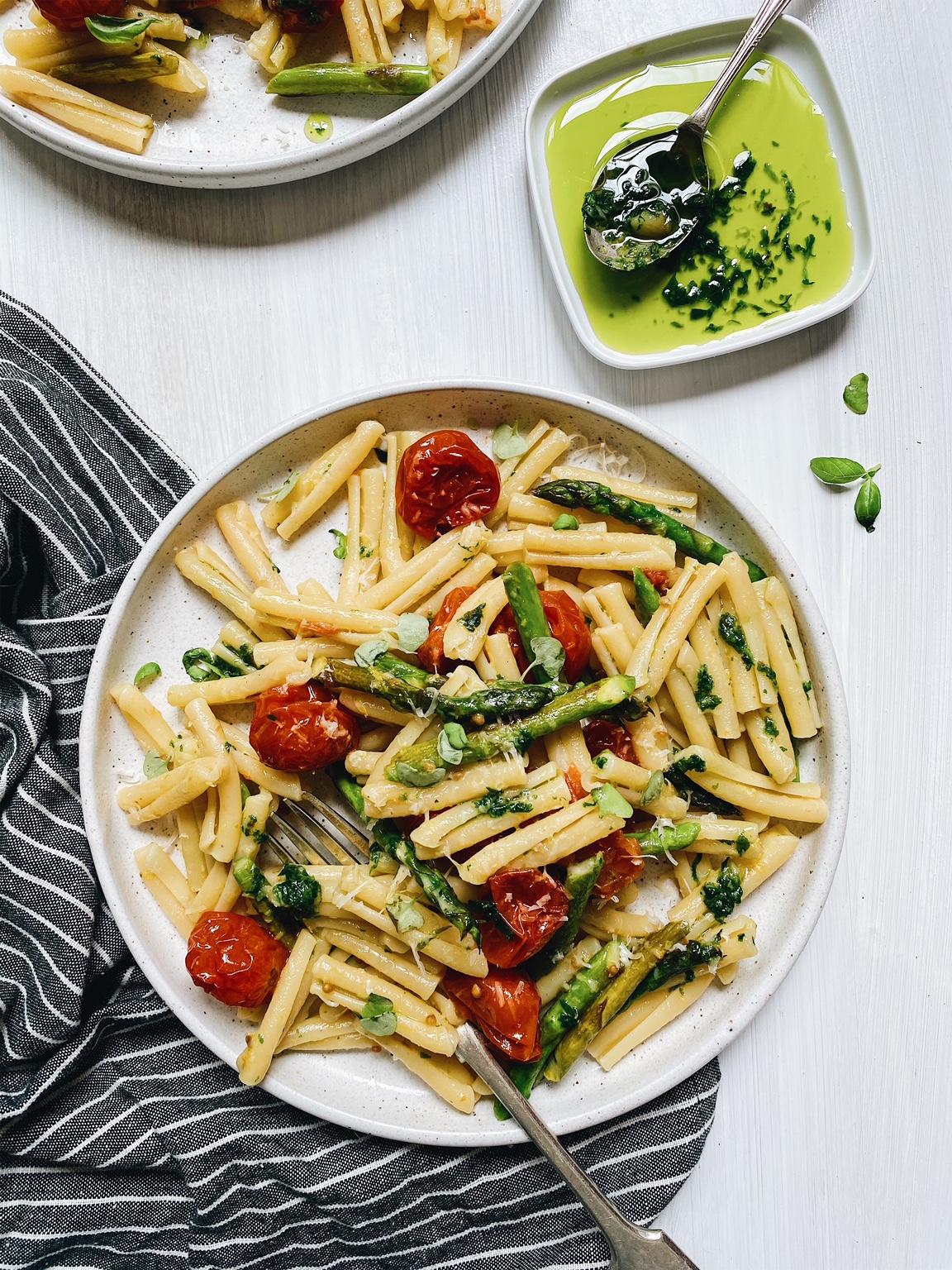 Pasta with Slow Roasted Tomatoes and Garlicky Basil Oil | The Healthy ...